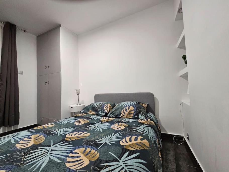 Appartement Proche Metro Paris Pantin Exterior foto